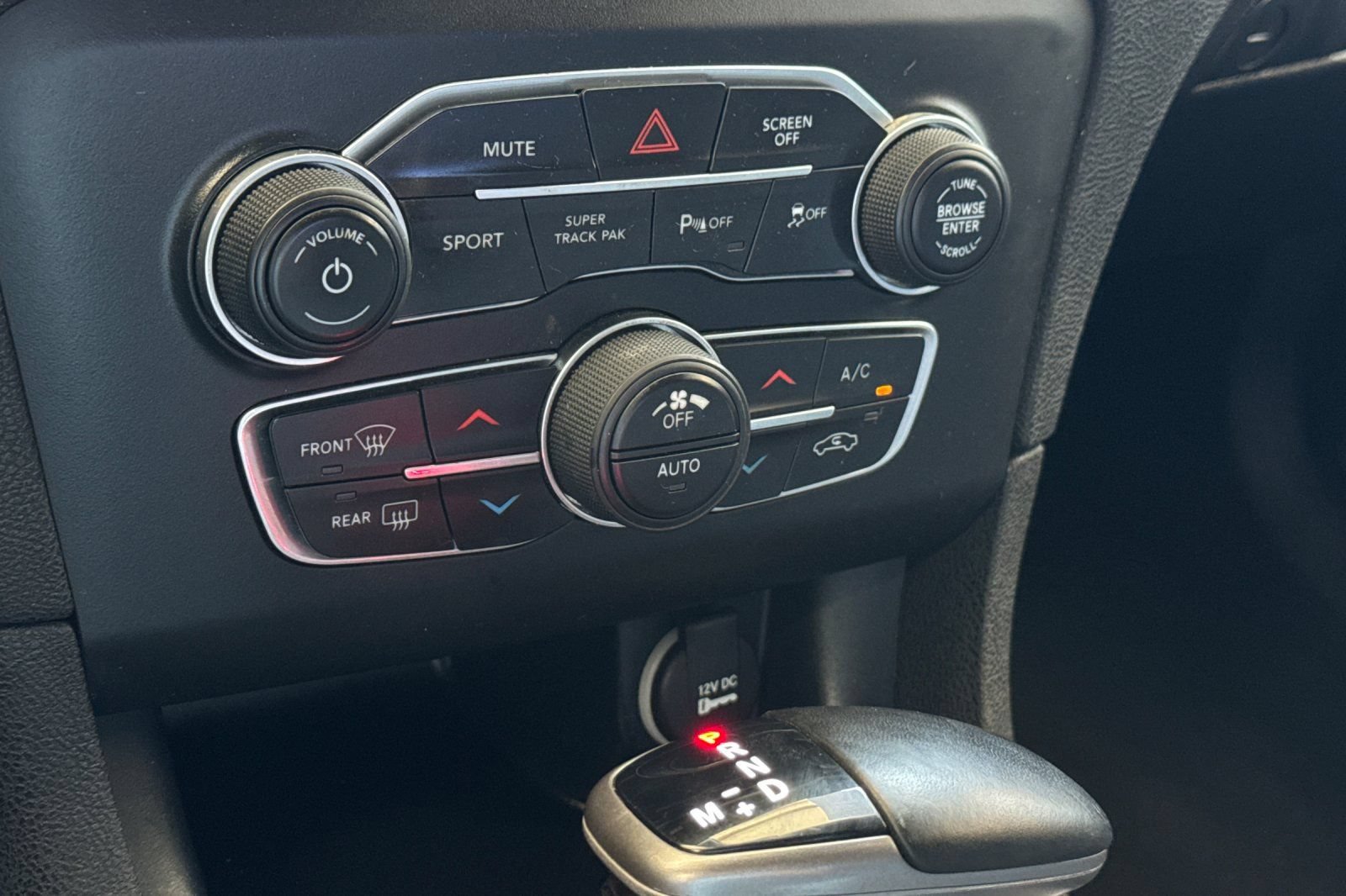 Used 2020 Dodge Charger R/T RWD image 19