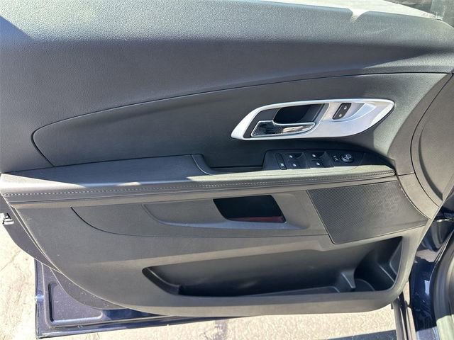 Used 2017 Chevrolet Equinox LT w/ Convenience Package image 20