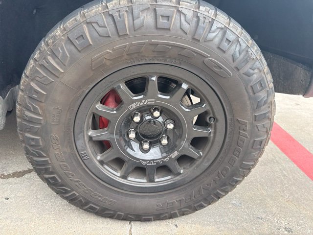Used 2024 GMC Sierra 1500 AT4X w/ AT4X AEV Edition AWD/4WD image 11