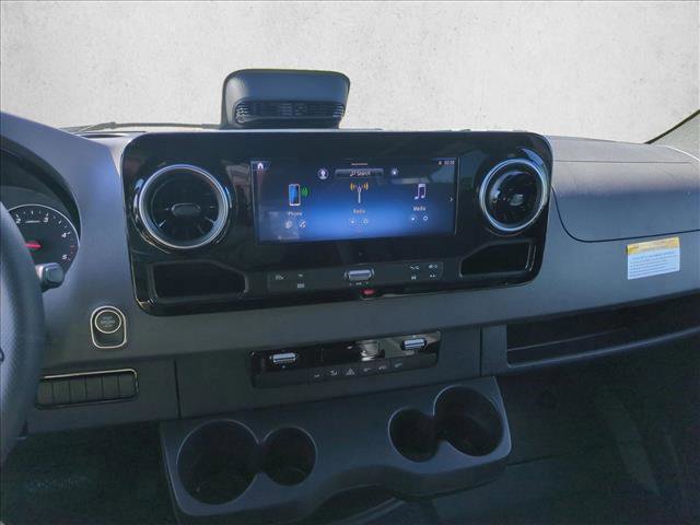 New 2025 Mercedes-Benz Sprinter 2500 image 12