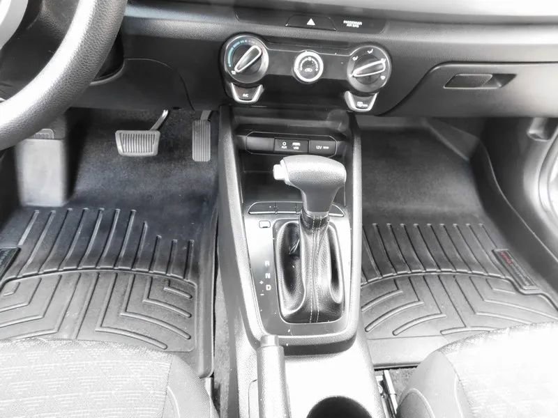 Used 2020 Kia Rio S image 25