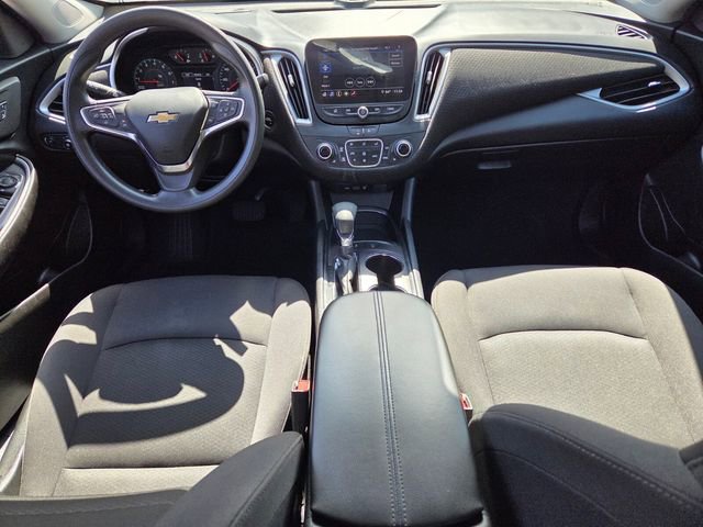 Used 2025 Chevrolet Malibu LT image 16