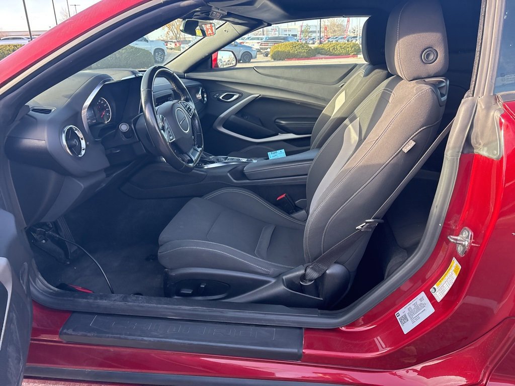 Certified 2023 Chevrolet Camaro LT image 6
