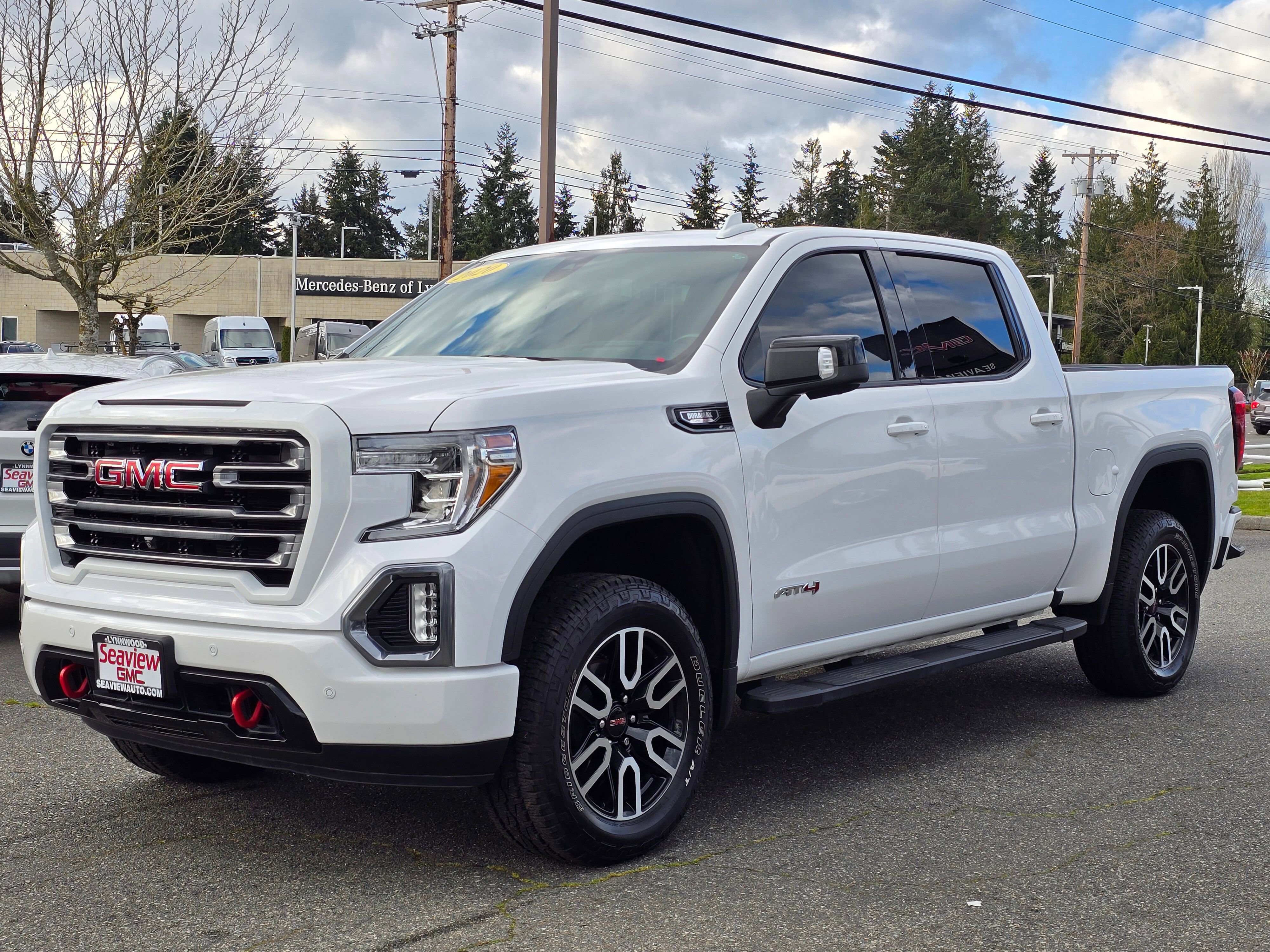 Used 2020 GMC Sierra 1500 AT4 w/ AT4 Premium Package AWD/4WD image 3