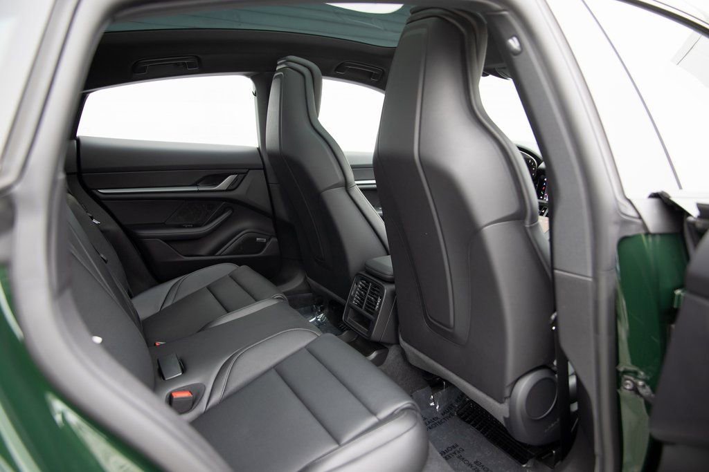 New 2026 Porsche Taycan image 24