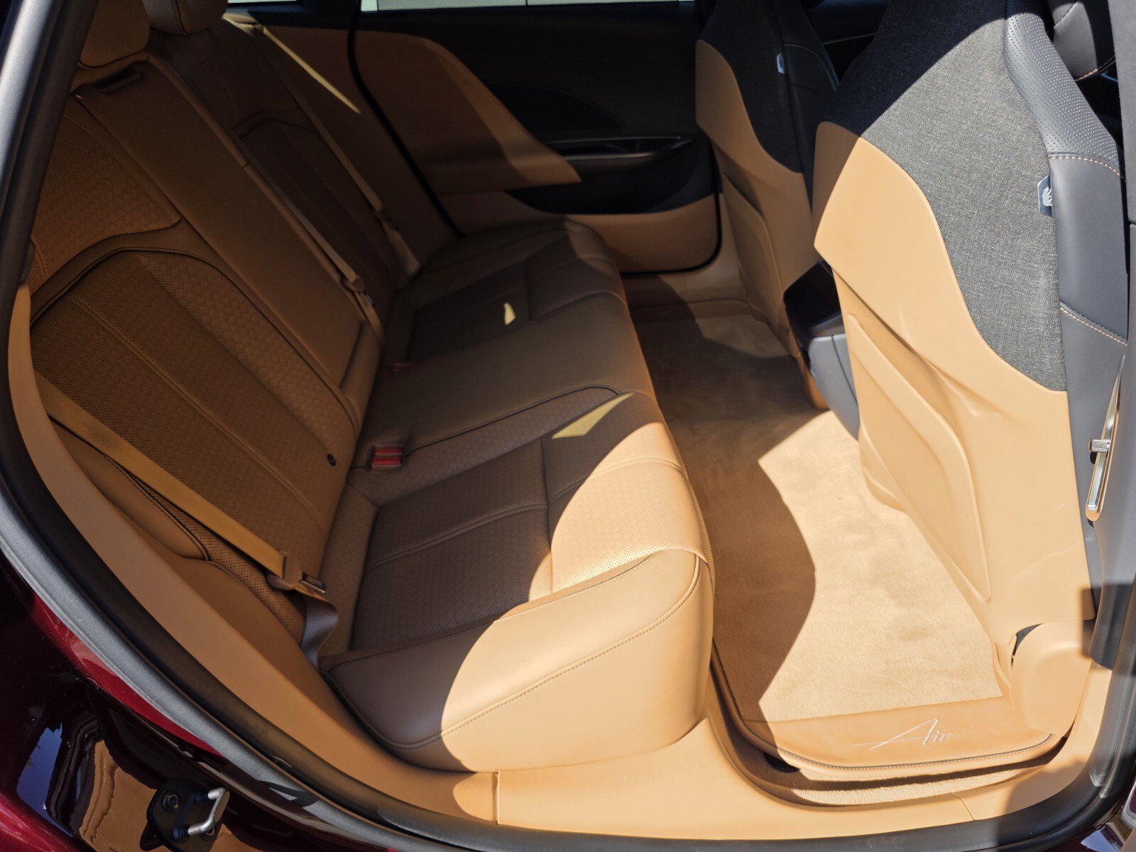 Used 2022 Lucid Air Grand Touring image 5