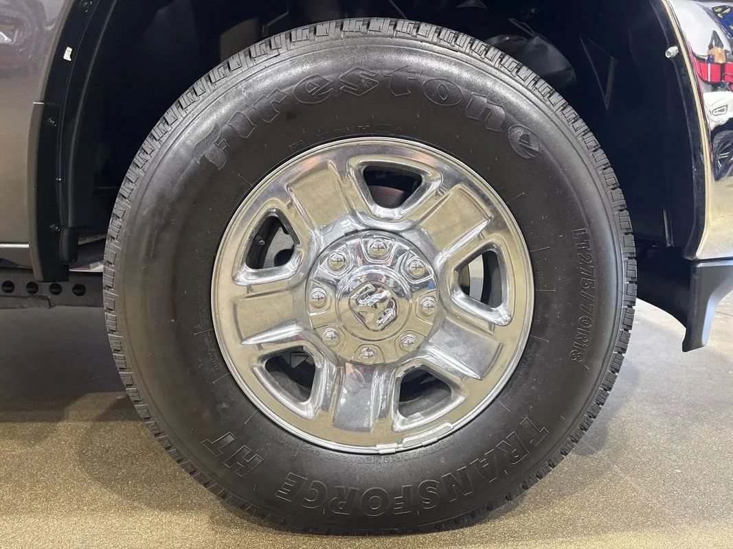 Used 2024 RAM 2500 Tradesman w/ Chrome Appearance Group AWD/4WD image 43