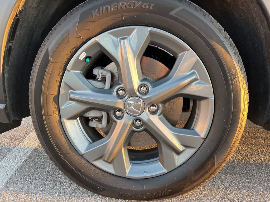 Certified 2026 Honda HR-V LX image 11