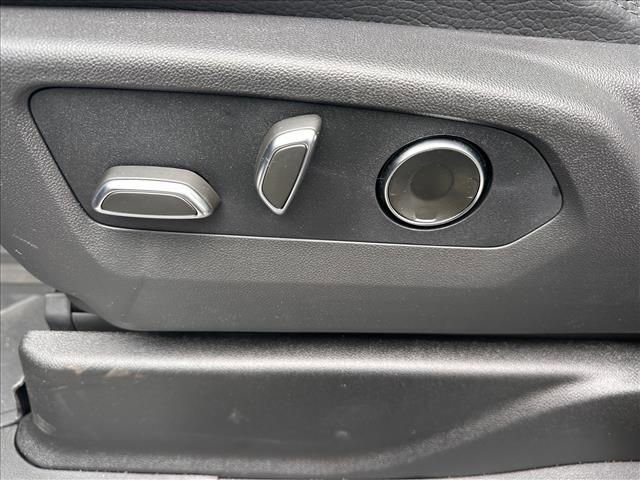 New 2026 GMC Yukon XL Denali w/ Denali Reserve Package image 28