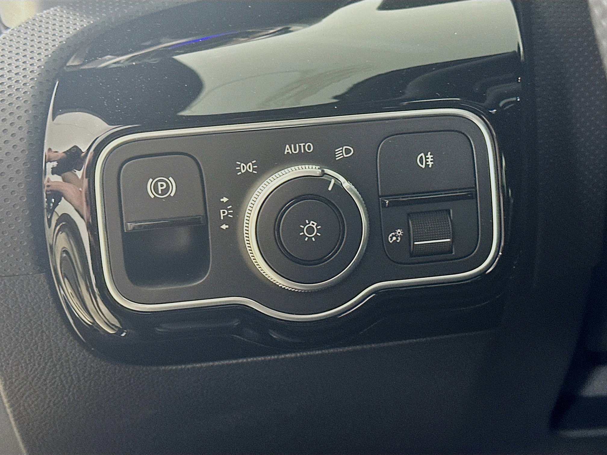 Certified 2026 Mercedes-Benz CLA 250 4MATIC image 10