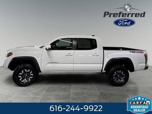 Used 2023 Toyota Tacoma TRD Off-Road AWD/4WD image 9