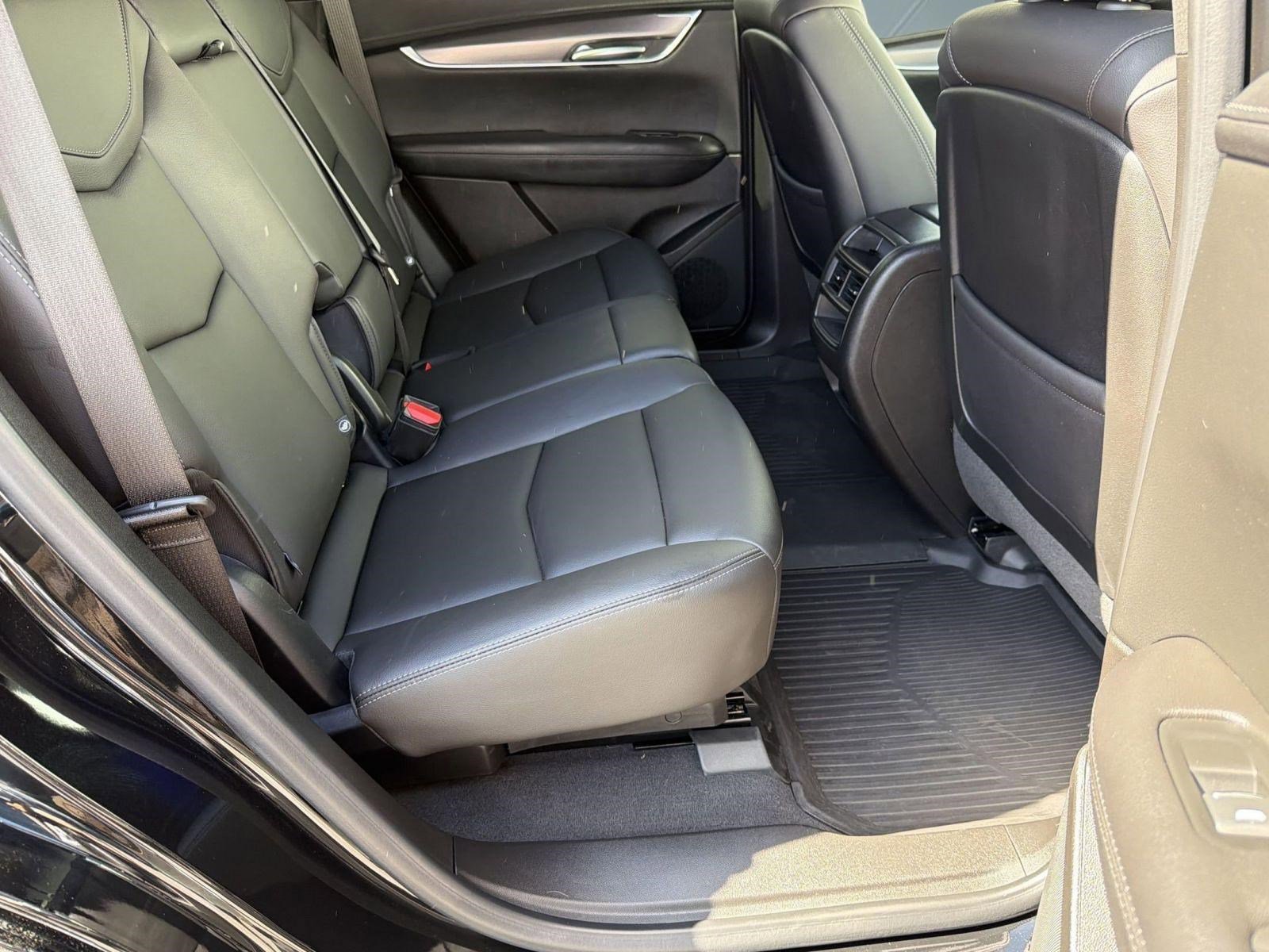 Certified 2023 Cadillac XT5 Luxury w/ LPO, Floor Liner Package image 27