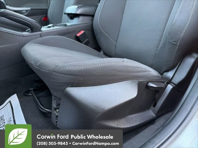 Used 2012 Ford Focus Titanium w/ SEL/Titanium Winter Pkg image 24