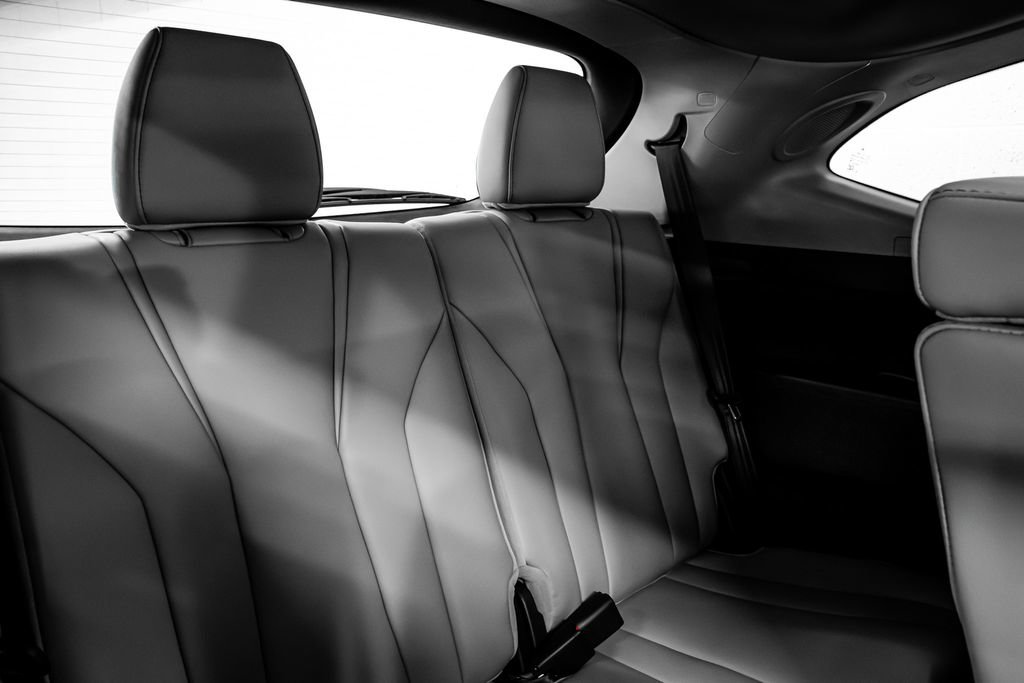 Certified 2026 Acura MDX FWD w/ Technology Package image 23