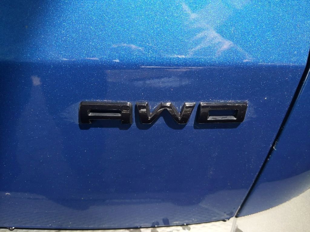 Used 2022 Ford Escape SEL w/ SEL Stealth AWD Package image 9