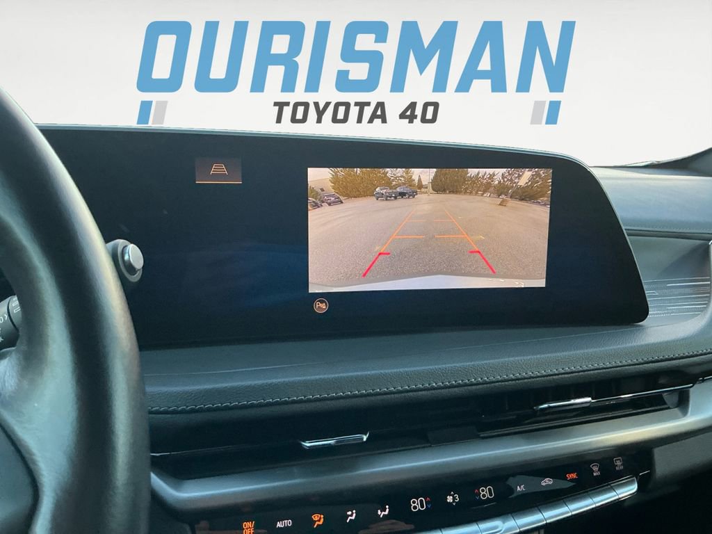 Used 2024 Cadillac XT4 Premium Luxury image 22