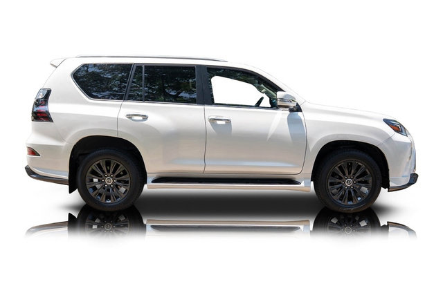 Used 2023 Lexus GX 460 Luxury w/ Sport Design Package AWD/4WD image 2