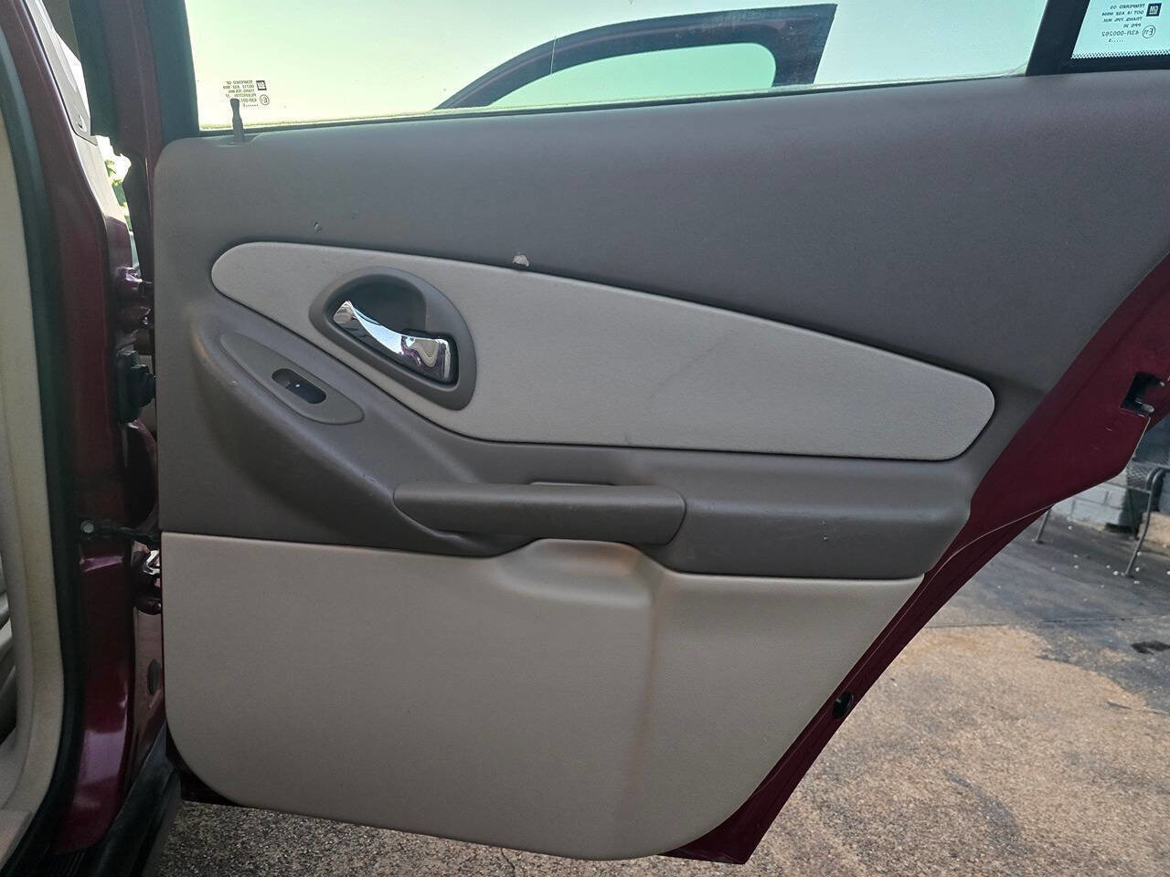 Used 2005 Chevrolet Malibu LS image 20