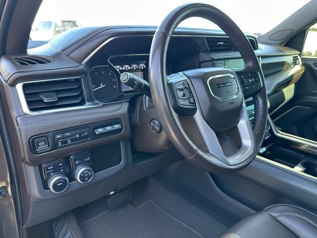 Used 2021 GMC Yukon Denali image 28