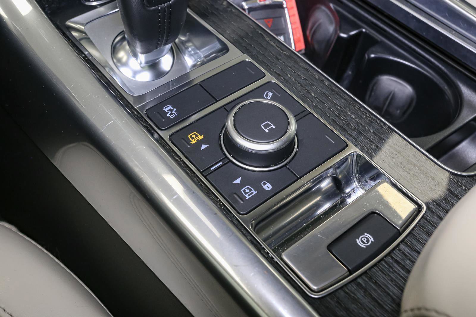 Used 2019 Land Rover Range Rover Sport HSE image 33