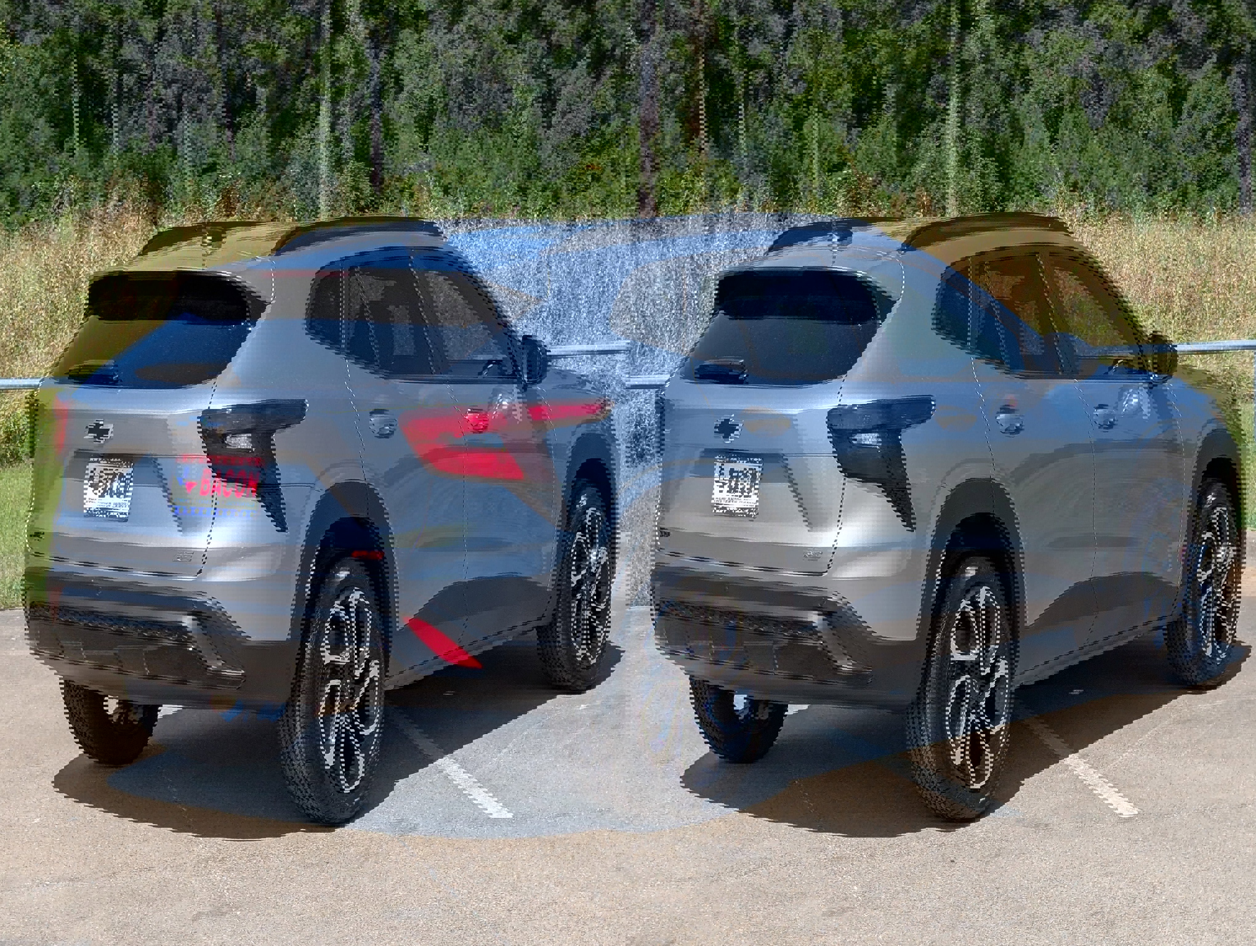 New 2025 Chevrolet Trax RS w/ Sunroof Package image 3