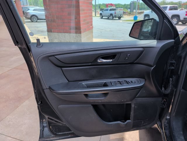 Used 2017 Chevrolet Traverse LT w/ Style and Technology Package AWD/4WD image 11