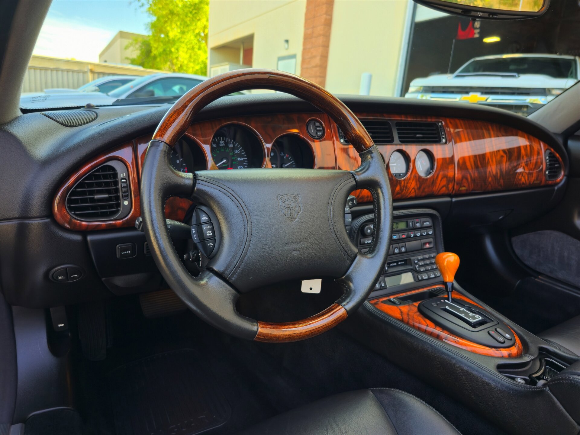 Used 1998 Jaguar XK8 Convertible RWD image 19