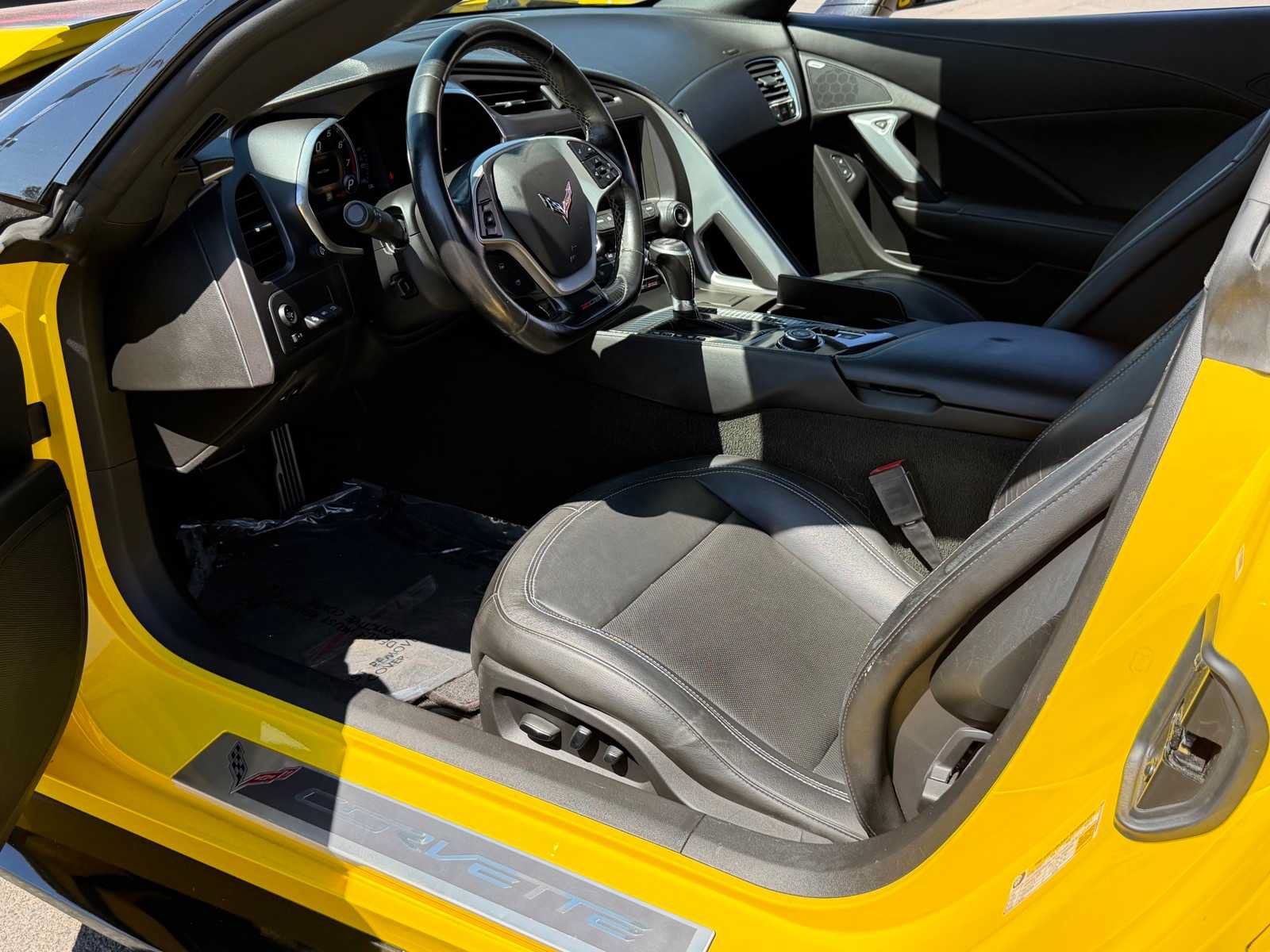 Used 2018 Chevrolet Corvette Z06 RWD image 23