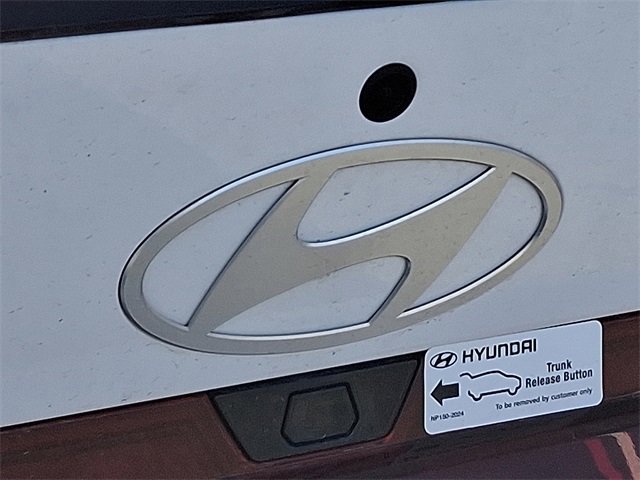 New 2025 Hyundai Elantra Sport image 5