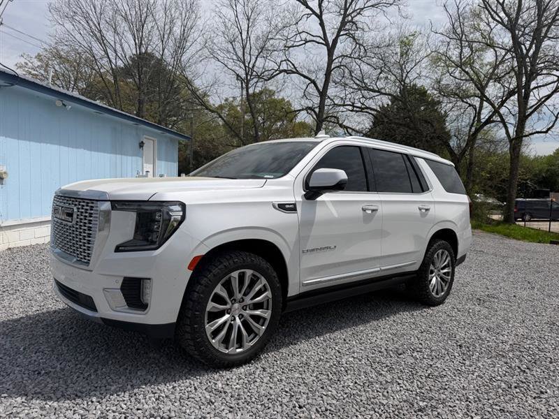 Used 2021 GMC Yukon Denali w/ Denali Ultimate Package image 2