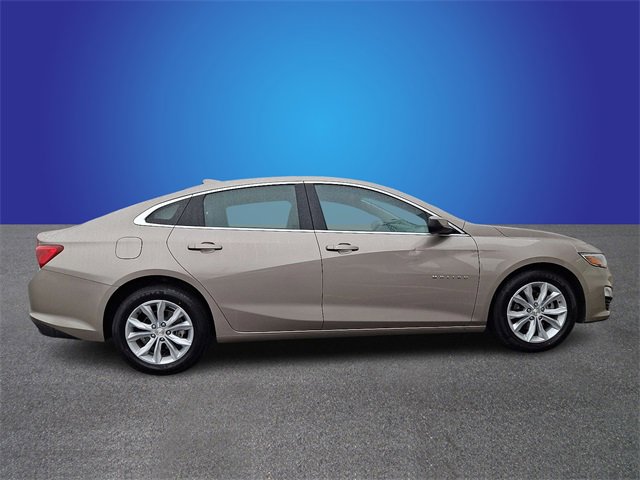Used 2024 Chevrolet Malibu LT image 3