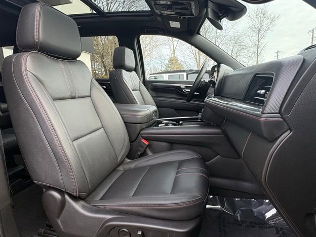 Used 2025 Chevrolet Tahoe RST w/ RST Capability Package image 33