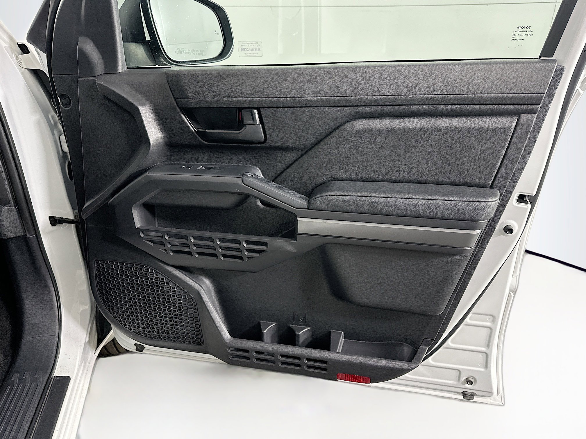 Used 2024 Toyota Tacoma SR5 image 32