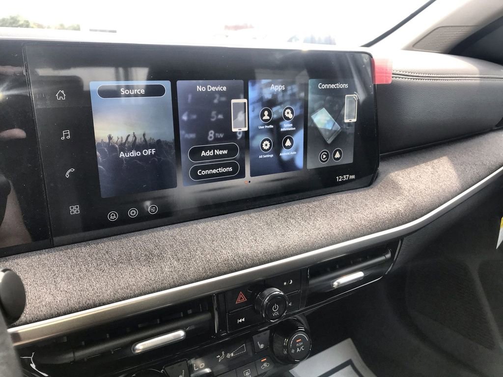 New 2026 Nissan Kicks SV w/ SV Premium Package image 16