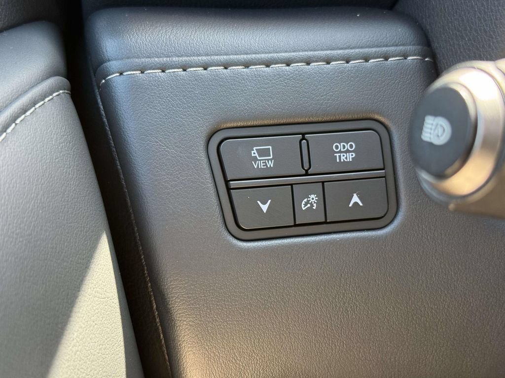 Used 2024 Lexus LX 600 F Sport AWD/4WD image 24