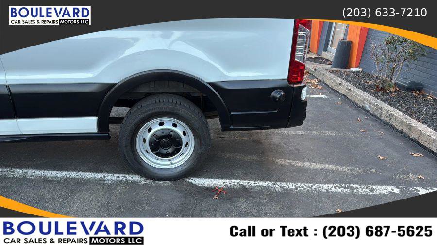 Used 2016 Ford Transit 350 XL image 10