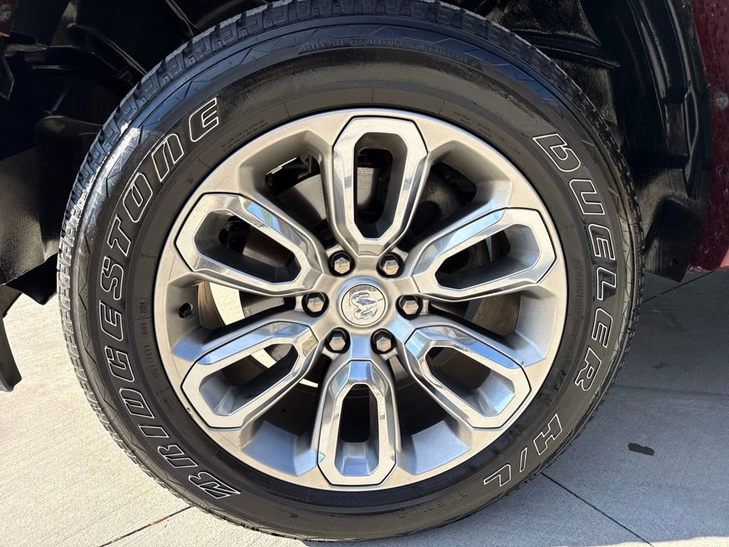 Used 2022 RAM 1500 Laramie w/ Sport Appearance Package image 11