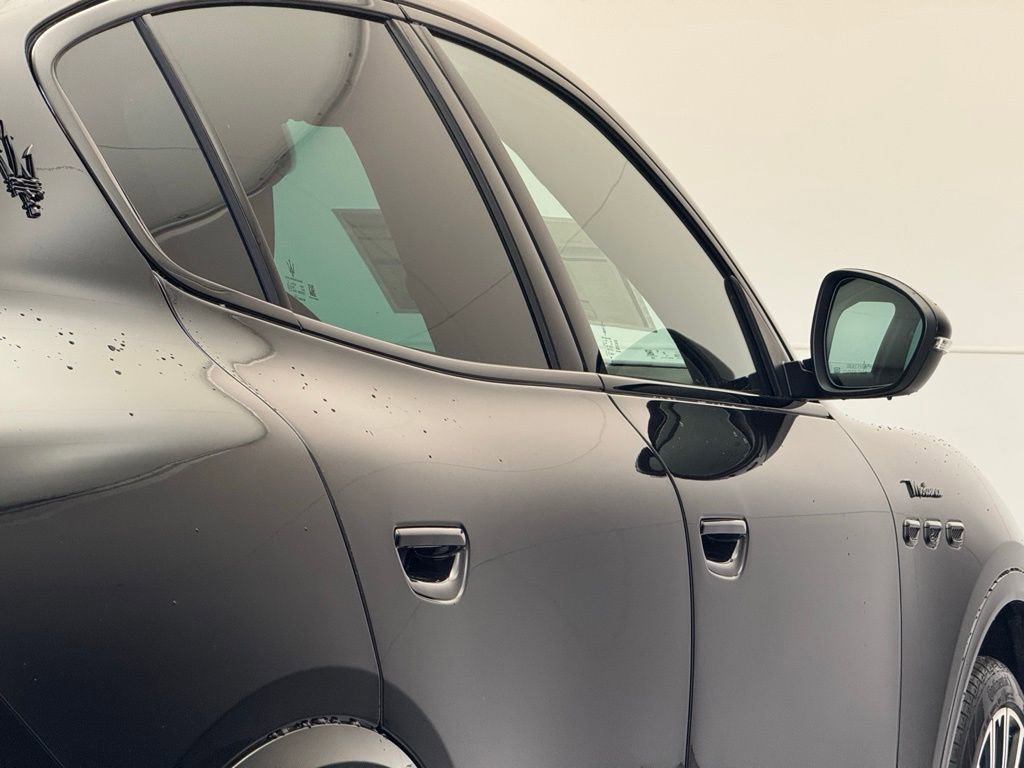 New 2025 Maserati Grecale Modena image 32