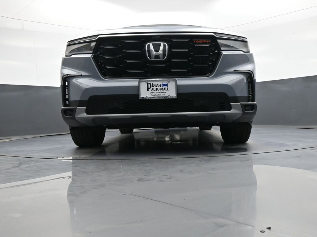 Certified 2024 Honda Pilot TrailSport image 29