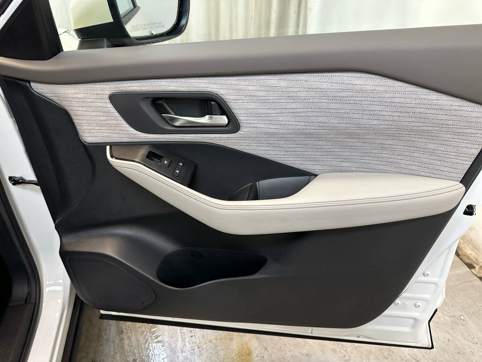 Certified 2023 Nissan Rogue SV AWD/4WD image 27