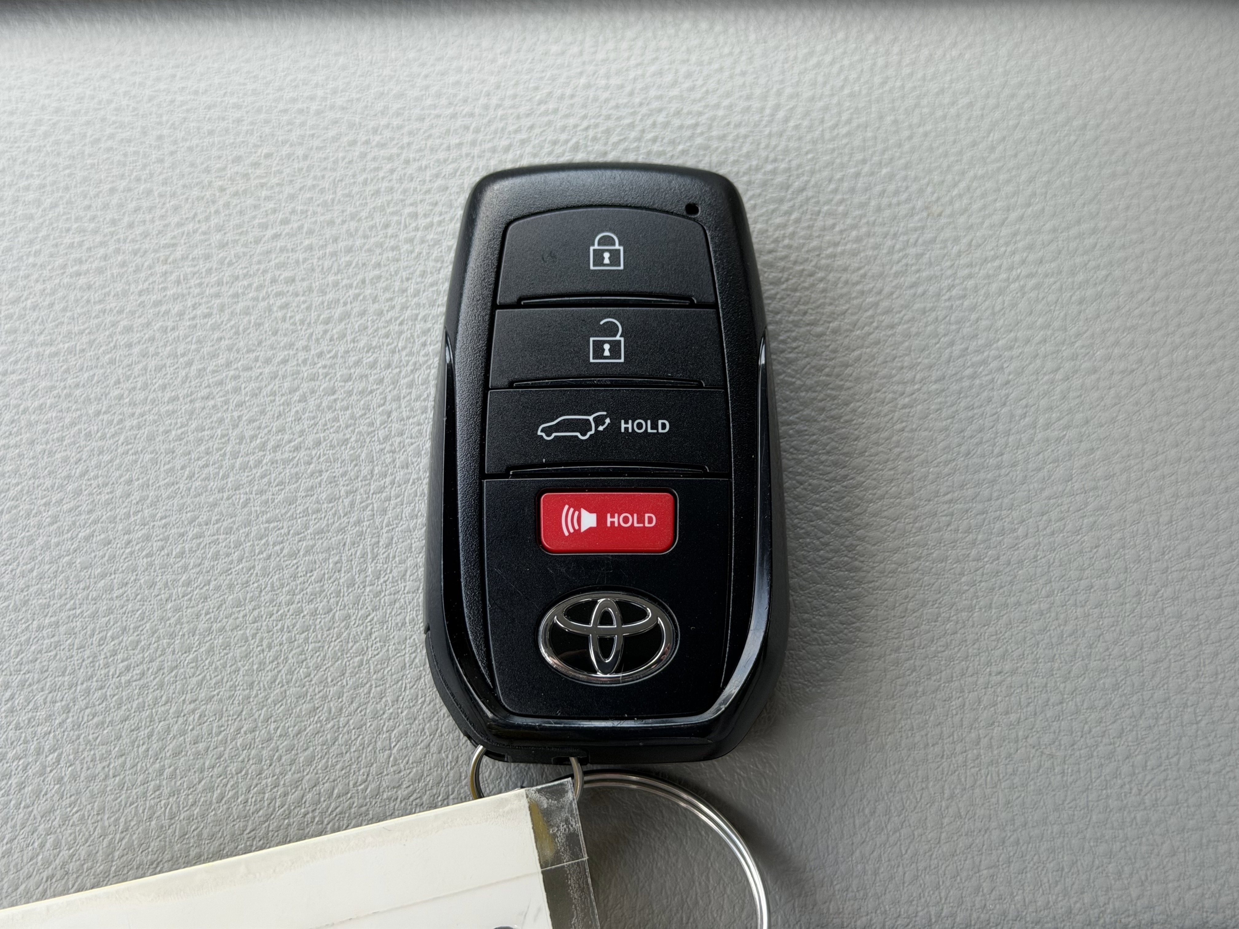 Used 2026 Toyota Grand Highlander XLE image 31