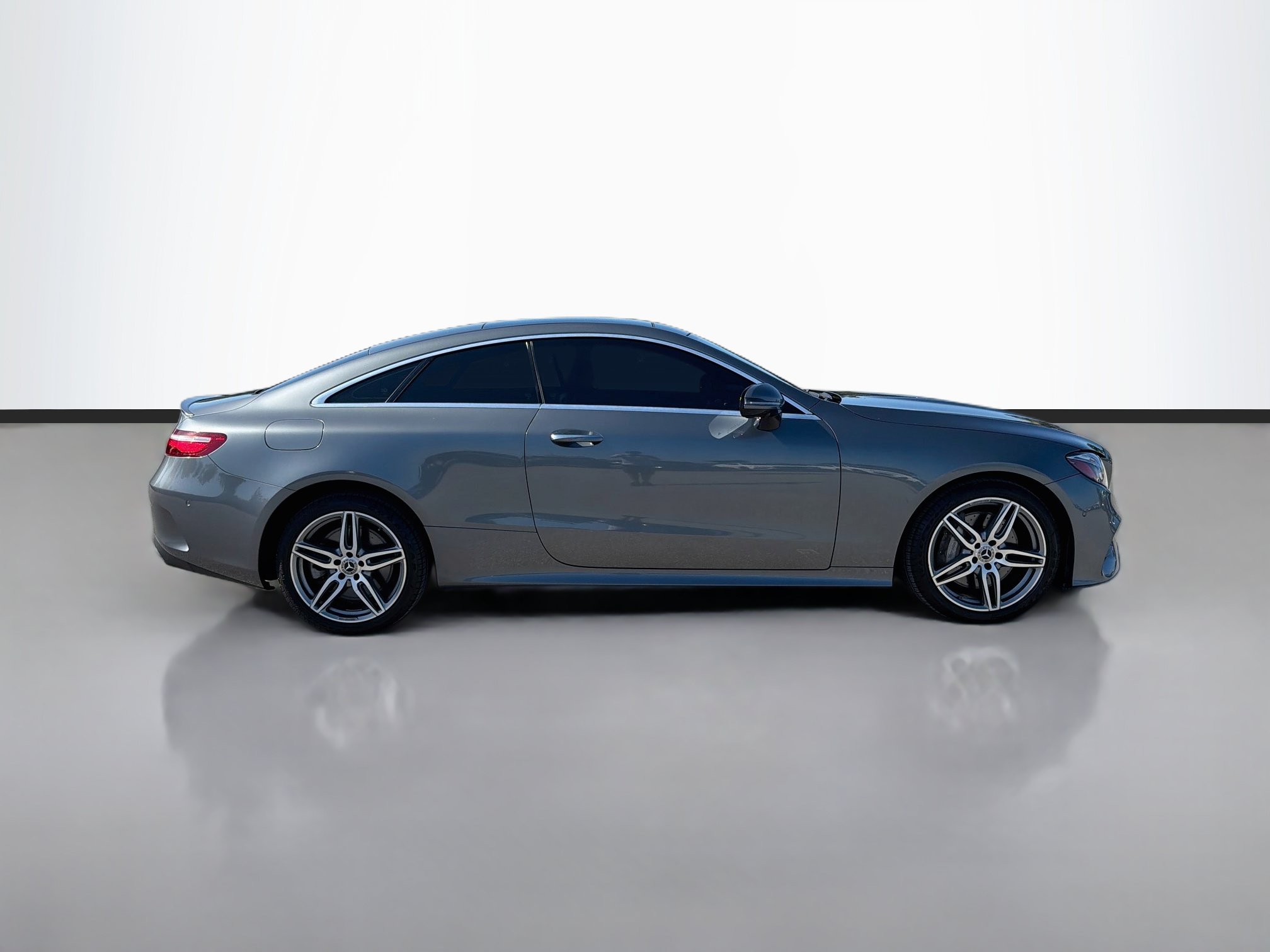 Used 2019 Mercedes-Benz E 450 4MATIC Coupe image 6