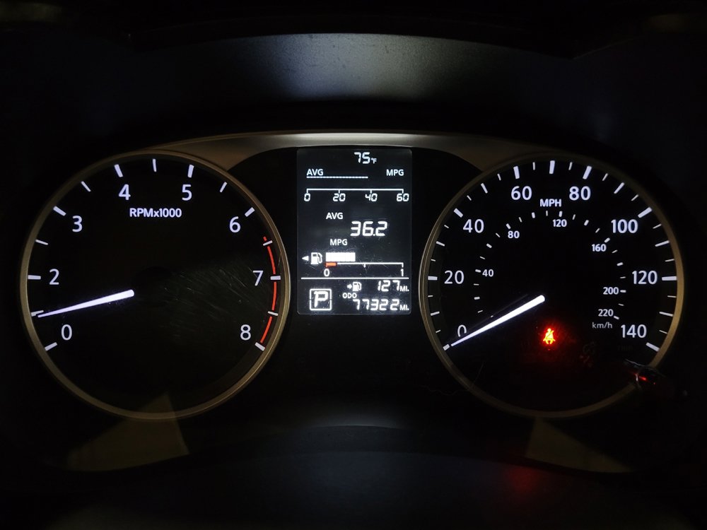 Used 2020 Nissan Versa S FWD image 23