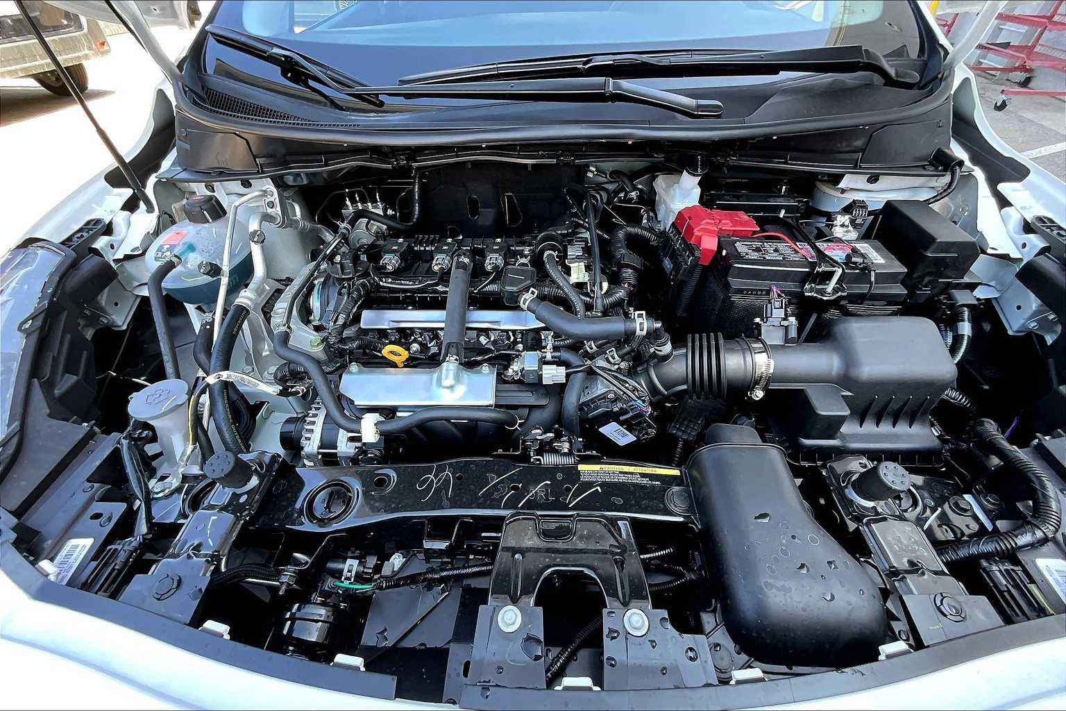 New 2025 Nissan Versa SV w/ Trunk Package FWD image 16
