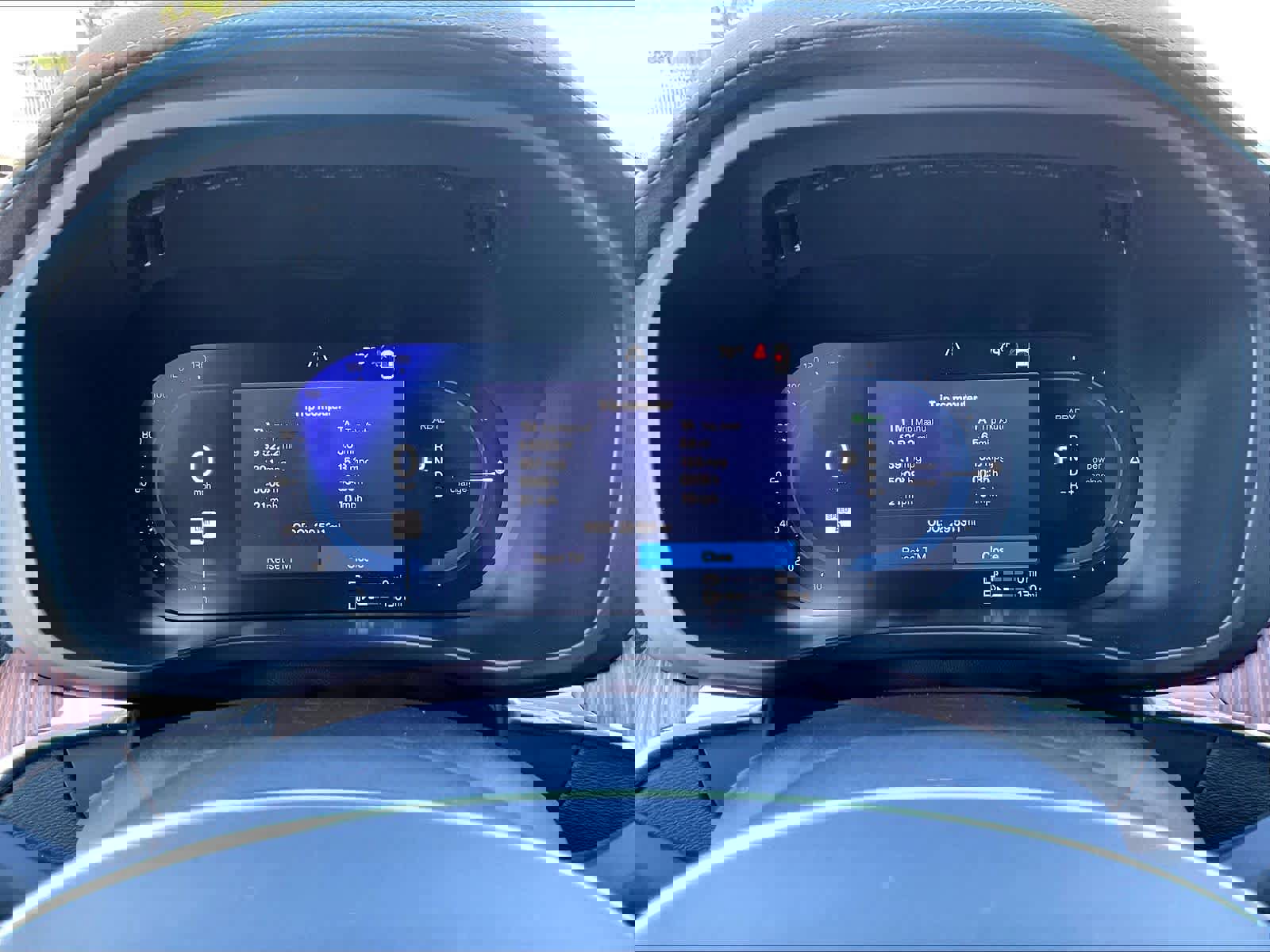 Used 2023 Volvo XC60 T8 Ultimate AWD/4WD image 22