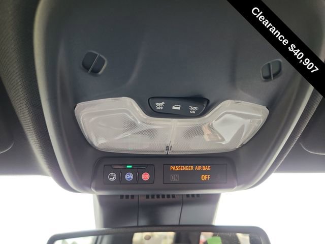 Used 2024 Chevrolet Colorado ZR2 w/ Technology Package image 46