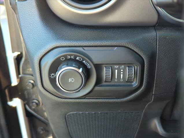 Used 2020 Jeep Wrangler Unlimited Sport image 15