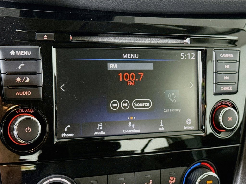 Used 2020 Nissan Rogue Sport S AWD/4WD image 6
