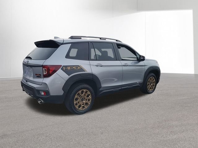 Used 2023 Honda Passport TrailSport image 9