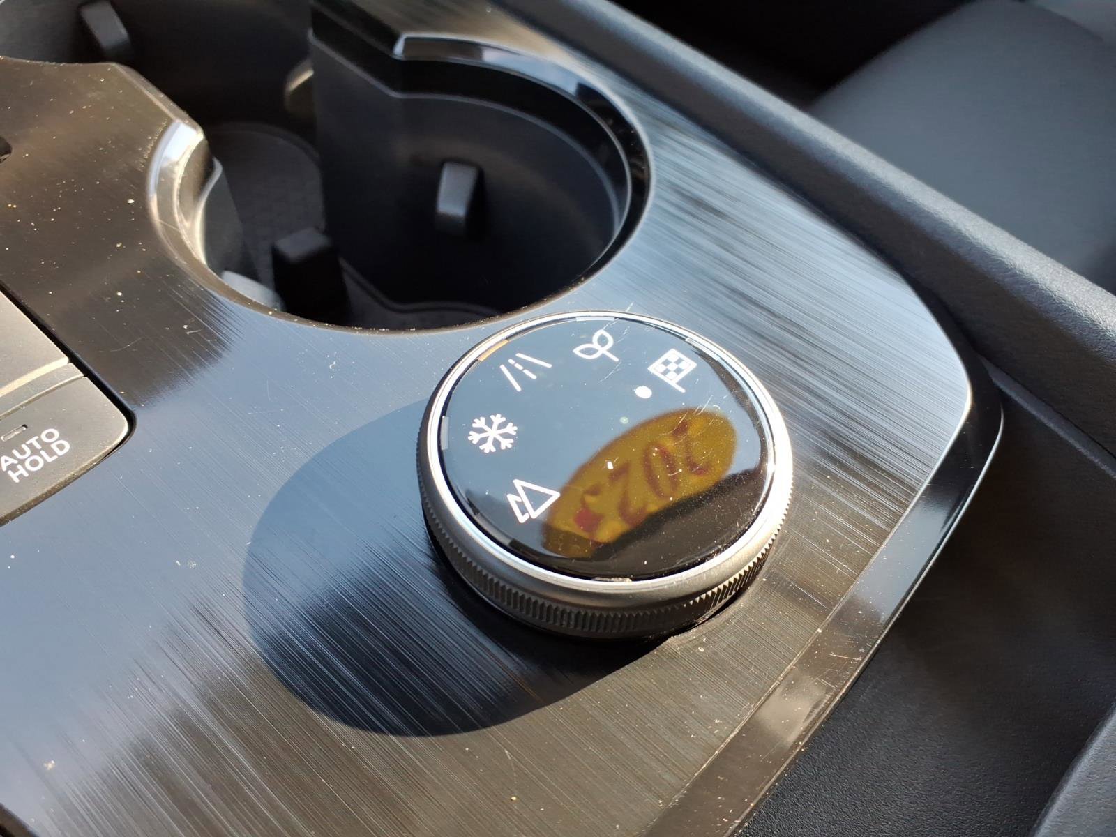 Used 2023 Nissan Rogue SV w/ SV Premium B Package image 24